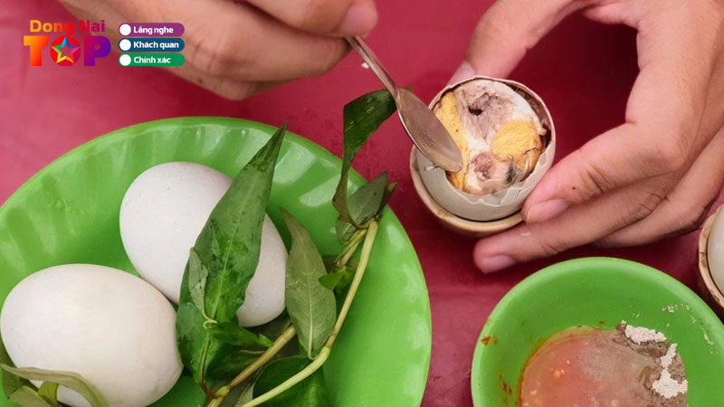 top-5-quan-hot-vit-lon-dong-nai-lau-doi-ngon-nuc-tieng-dongnaitoplist