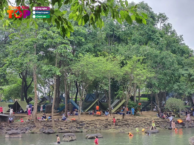 Gia-ve-vui-choi-tai-day-la-bao-nhieu-dongnaitoplist