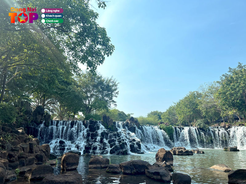 Tong-quan-khu-du-lich-thac-giang-dien-dongnaitoplist