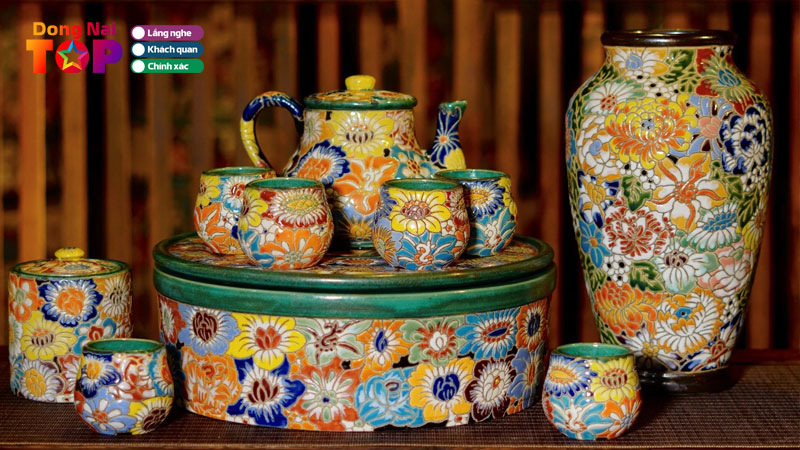 Top-10-dia-chi-ban-gom-dong-nai-chat-luong-hoa-tiet-doc-dao-dongnaitoplist