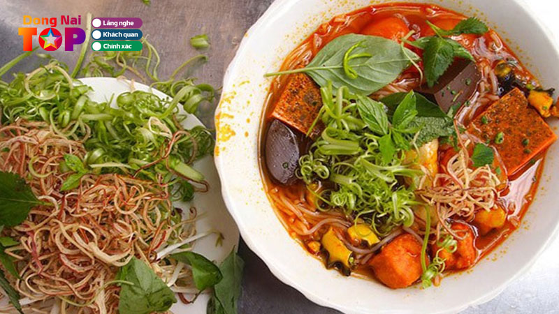 Top-6-quan-bun-rieu-bien-hoa-dong-nai-ngon-rat-dang-thu-qua-dongnaitoplist