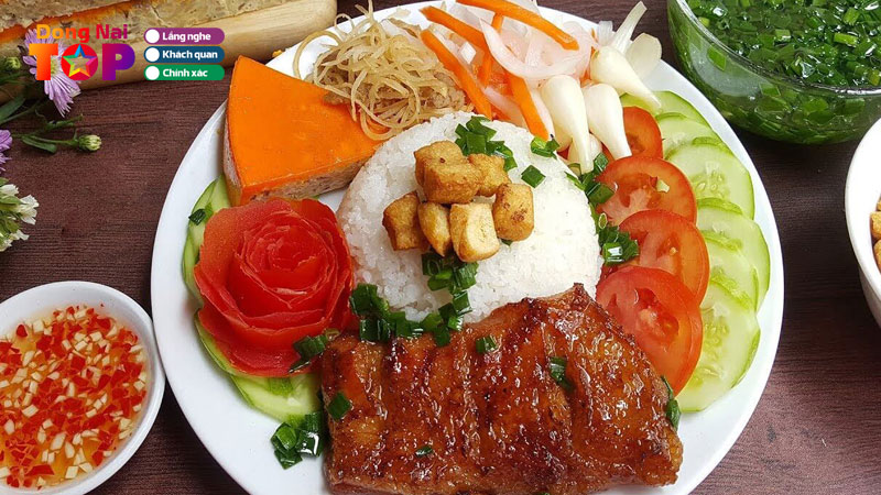 Top-5-quan-com-van-phong-dong-nai-ngon-ship-tan-noi-dongnaitoplist