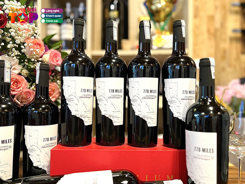 Royal-wine-dongnaitoplist