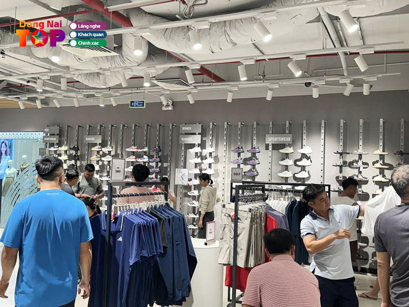Adidas-store-vincom-bien-hoa-dongnaitoplist