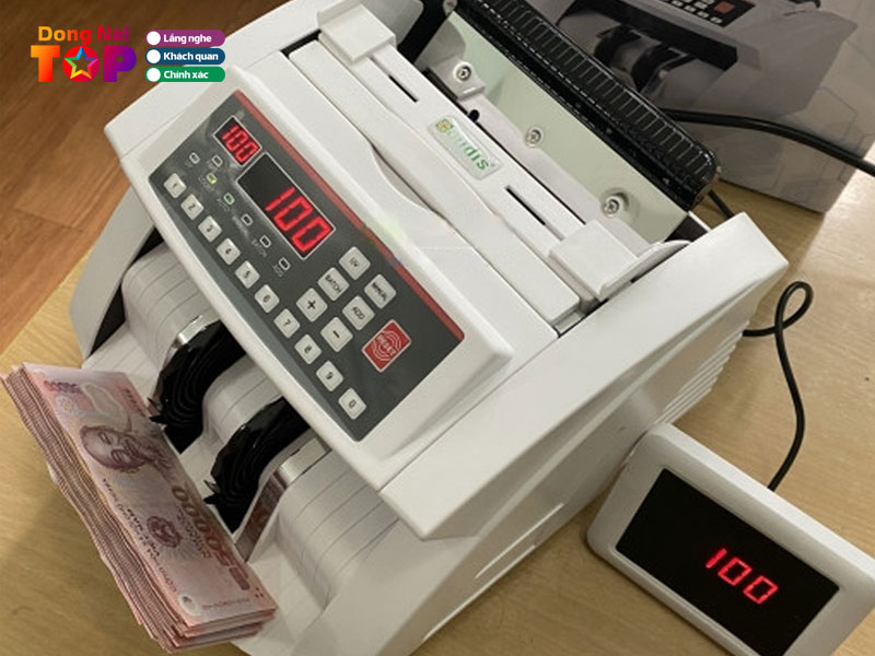 Cong-ty-vat-tu-thiet-bi-kho-quy-ngan-hang-dongnaitoplist