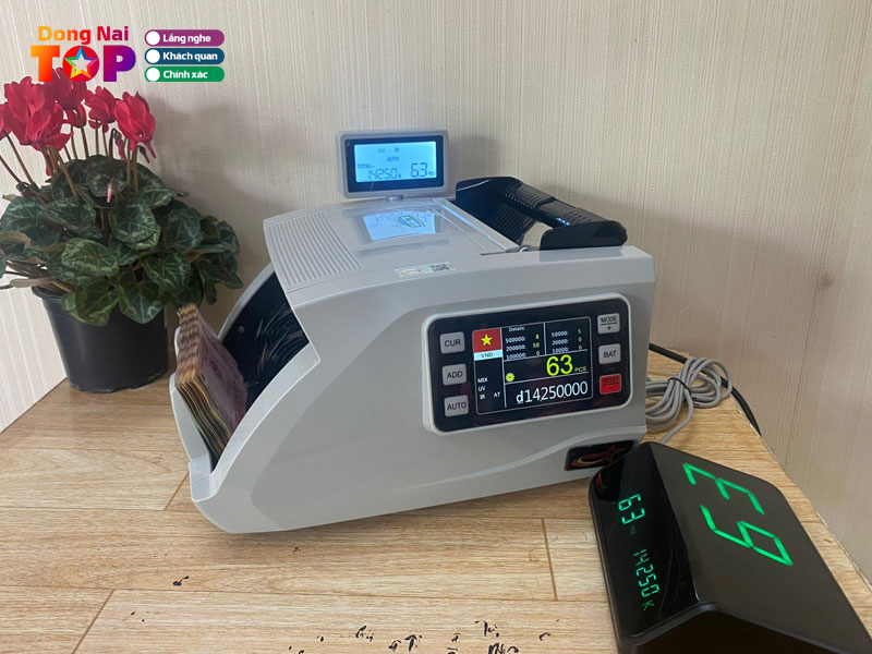 Sieu-thi-may-dem-tien-dongnaitoplist