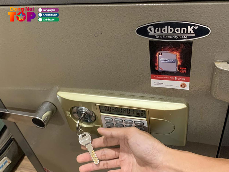 Tho-sua-khoa-ket-sat-bien-hoa-dongnaitoplist