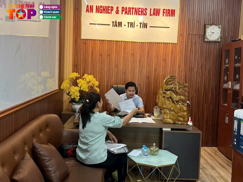 Van-phong-luat-su-nguyen-hieu-dongnaitoplist