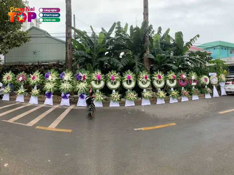 Cua-hang-hoa-long-khanh-dongnaitoplist