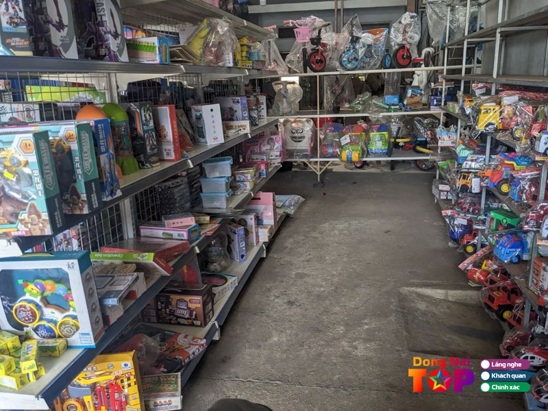 Cua-hang-do-choi-song-di-dongnaitoplist