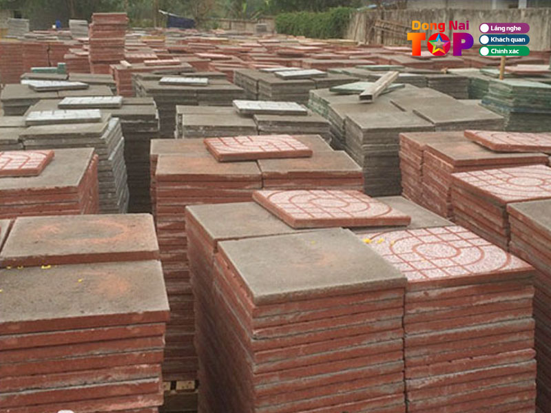 Cong-ty-gach-le-na-dongnaitoplist