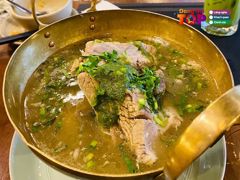 Yumyum-thai-dongnaitoplist